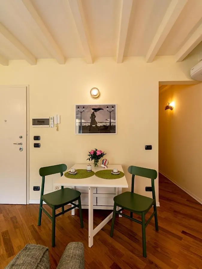 شقة Buro Nel Borgo بارما