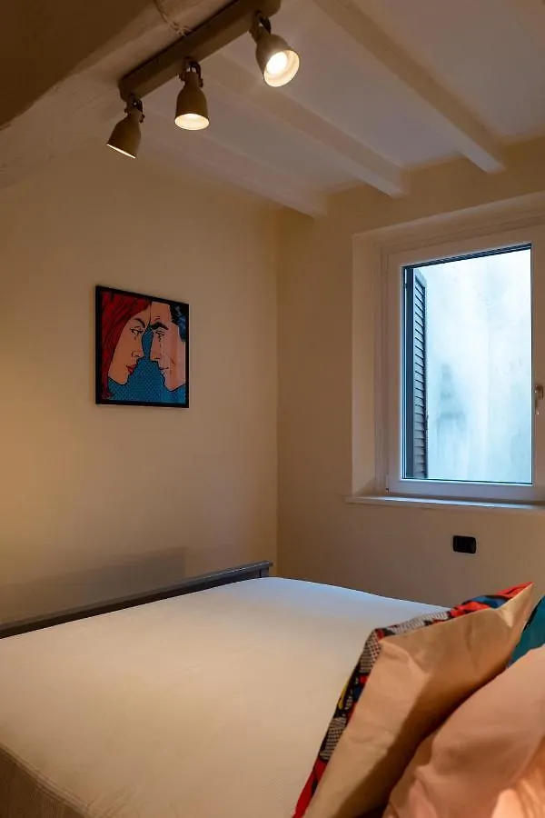 شقة Buro Nel Borgo بارما إيطاليا